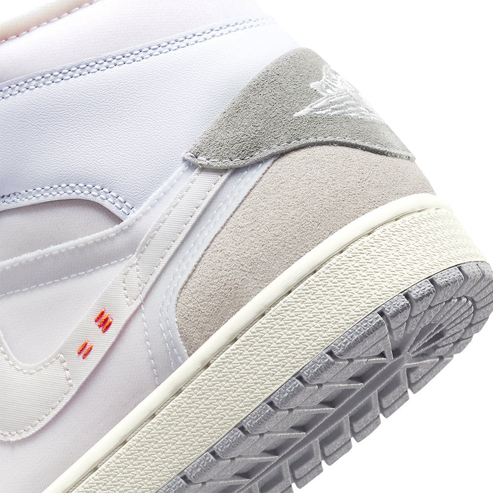 Air Jordan 1 MID SE CRAFT