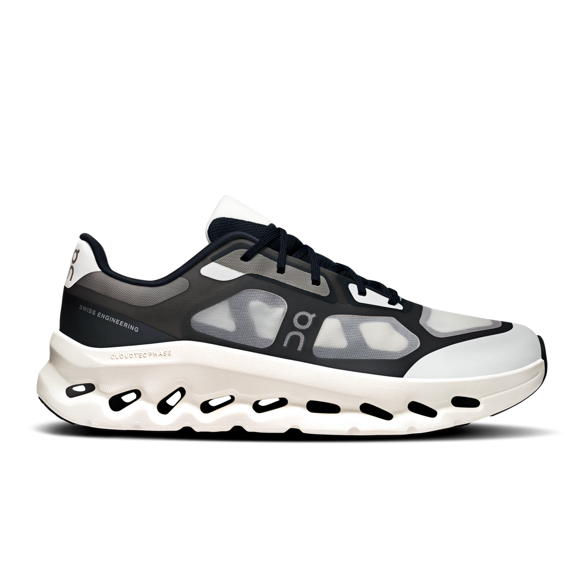Women / Black | Ivory