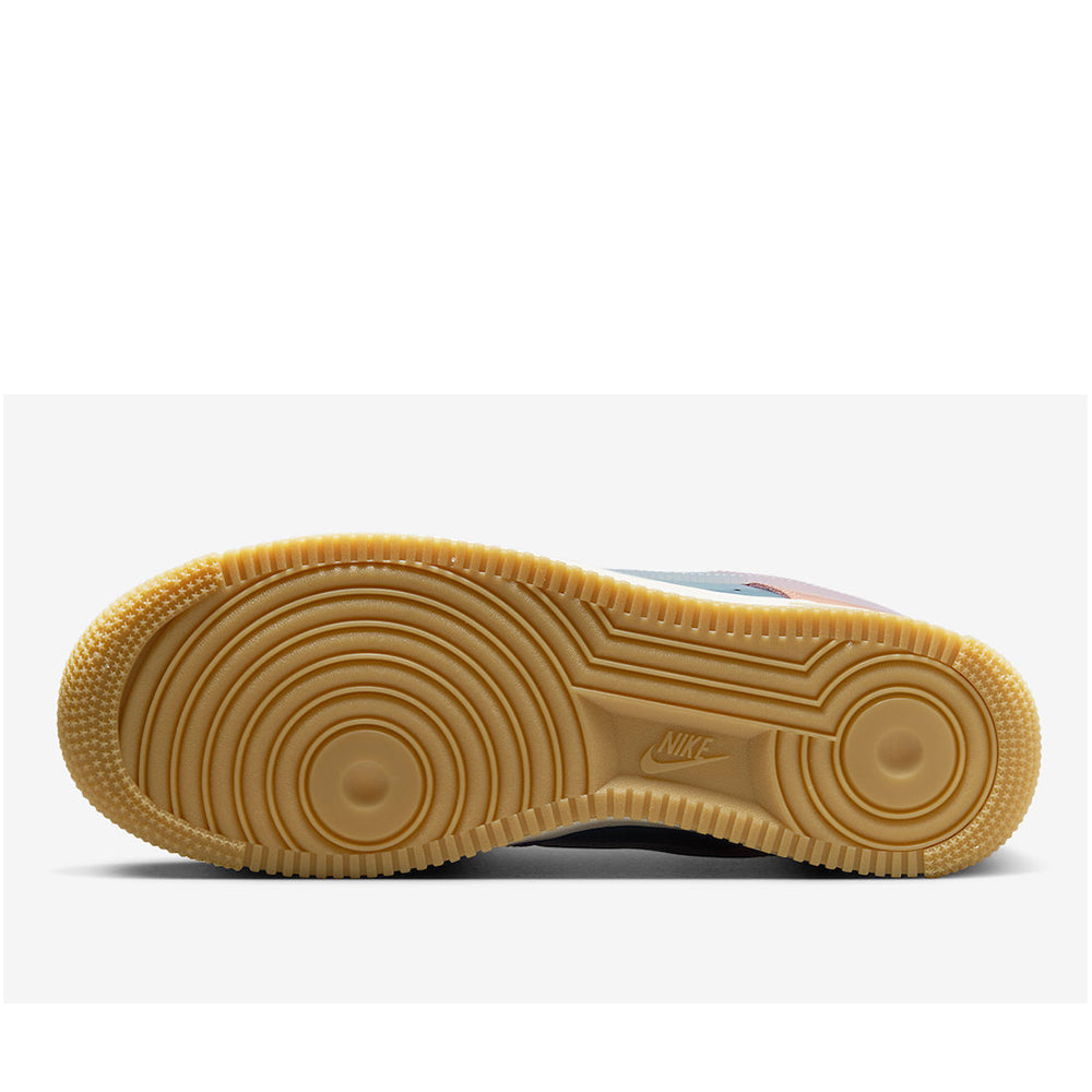 Nike Air Force 1 Low SP Sneaker