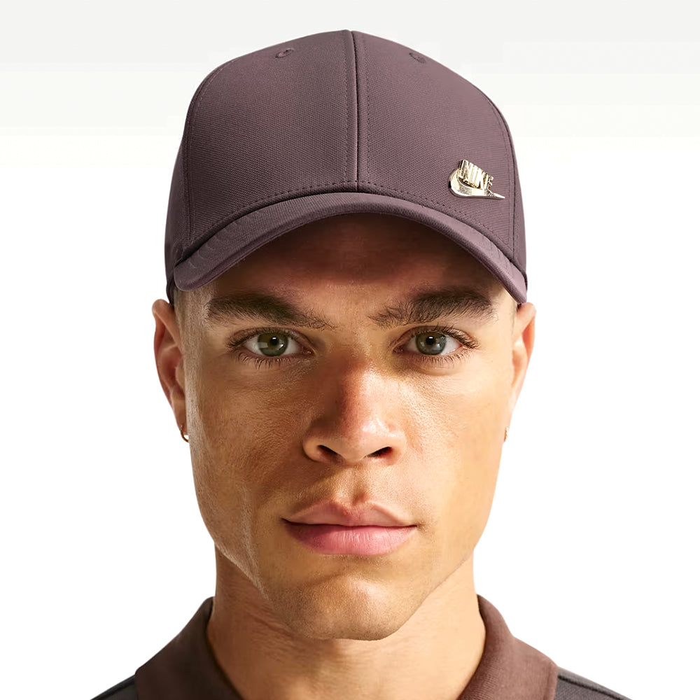 Nike Club Cap Metal Swoosh - Plum Dust / Metallic Gold