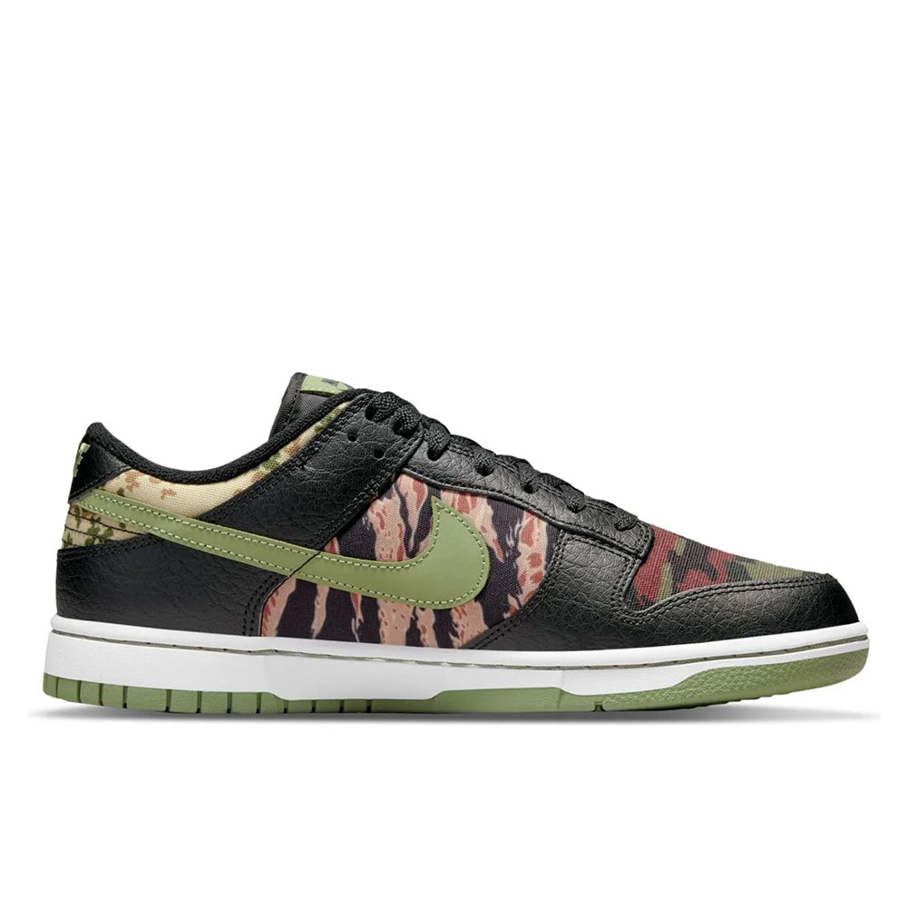 Nike Dunk Low SE