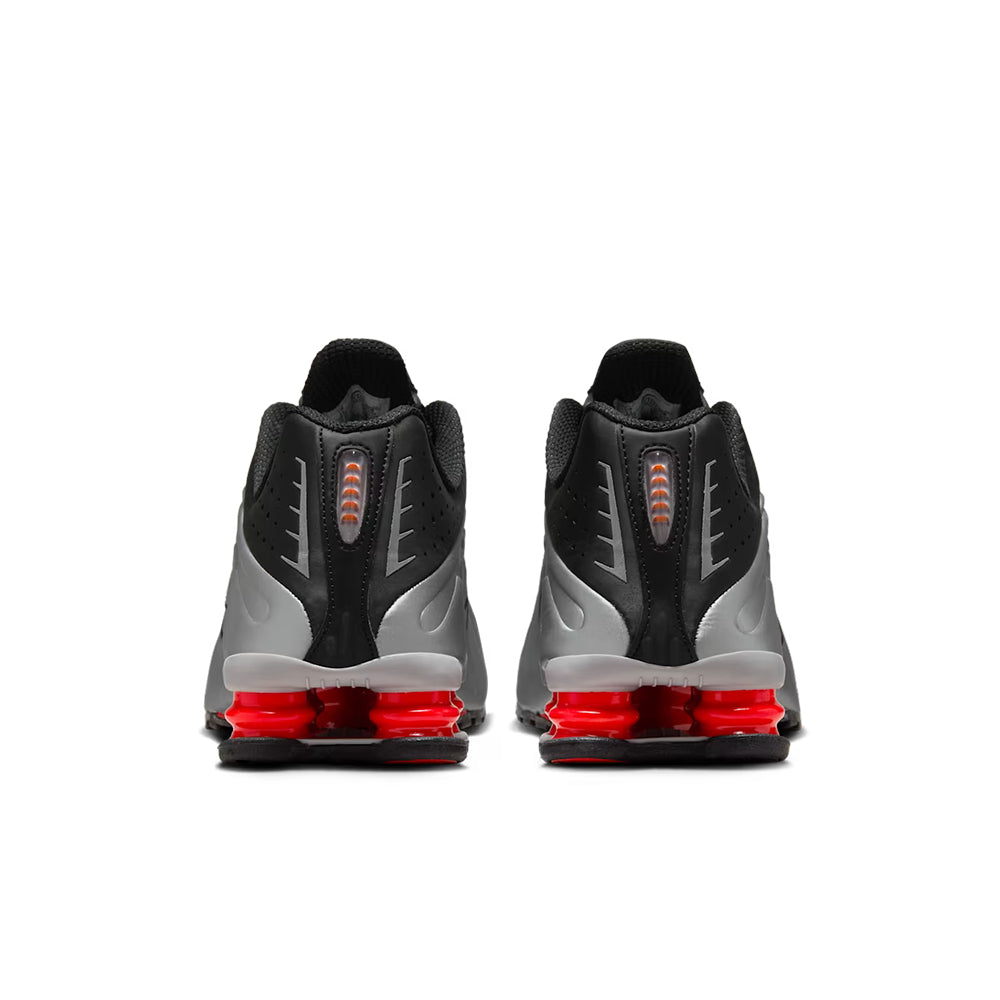 Nike SHOX R4
