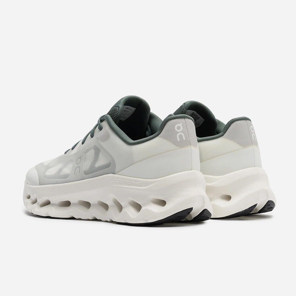 Men / Ivory | Olive