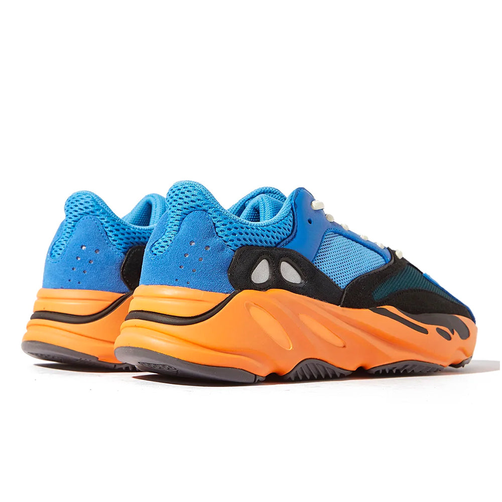 YEEZY BOOST 700