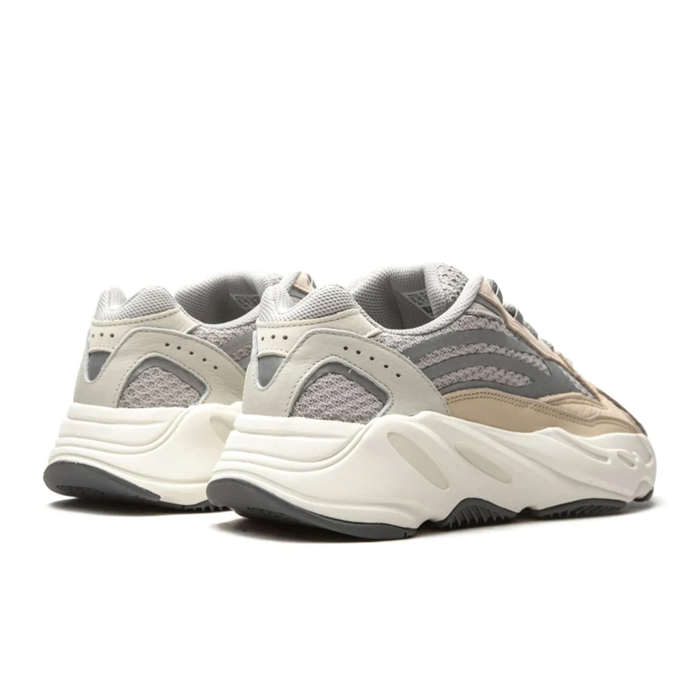 YEEZY BOOST 700 Cream