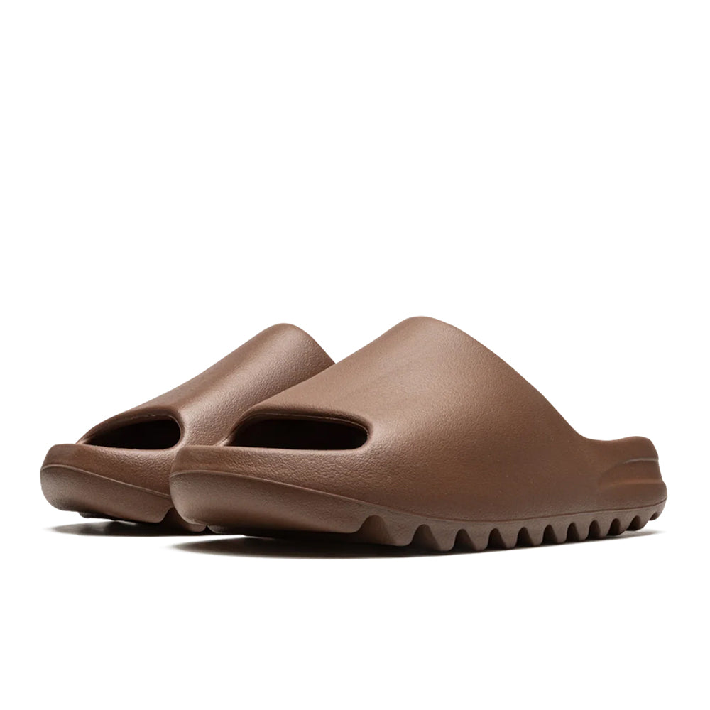 YEEZY SLIDE