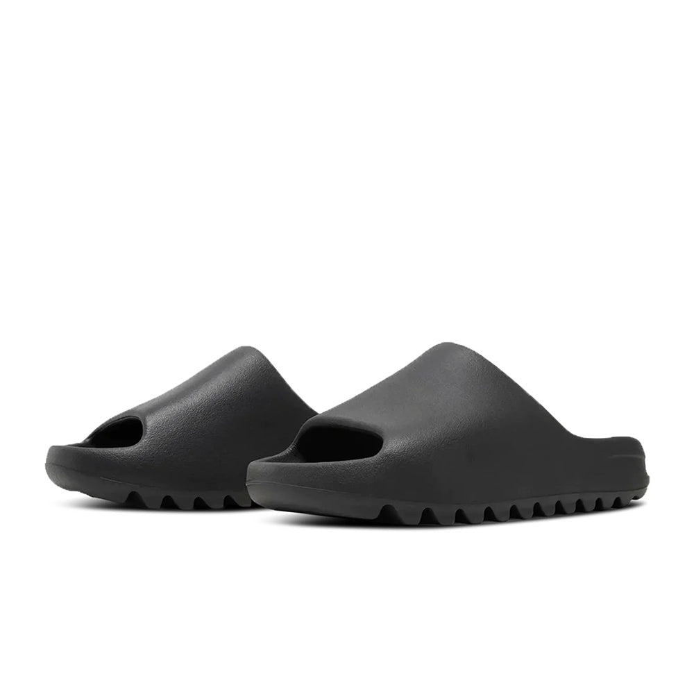 YEEZY SLIDE