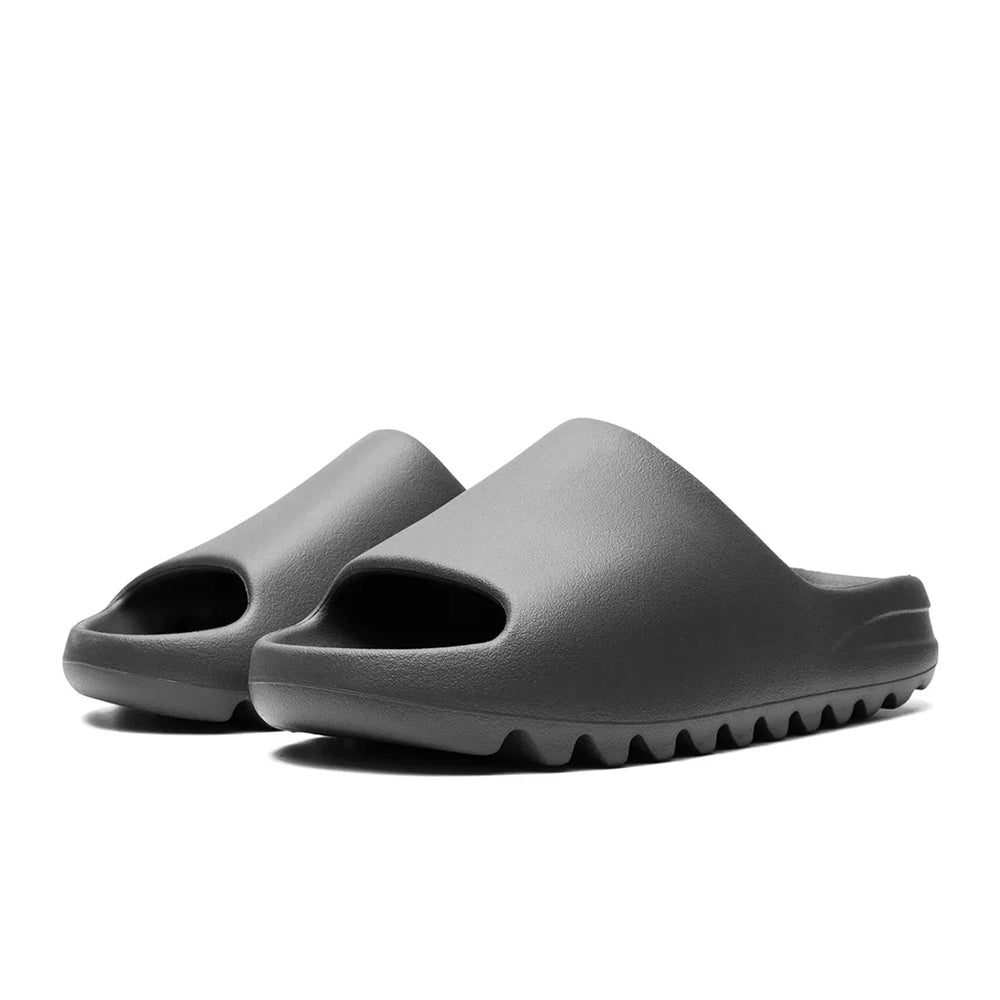 YEEZY SLIDE