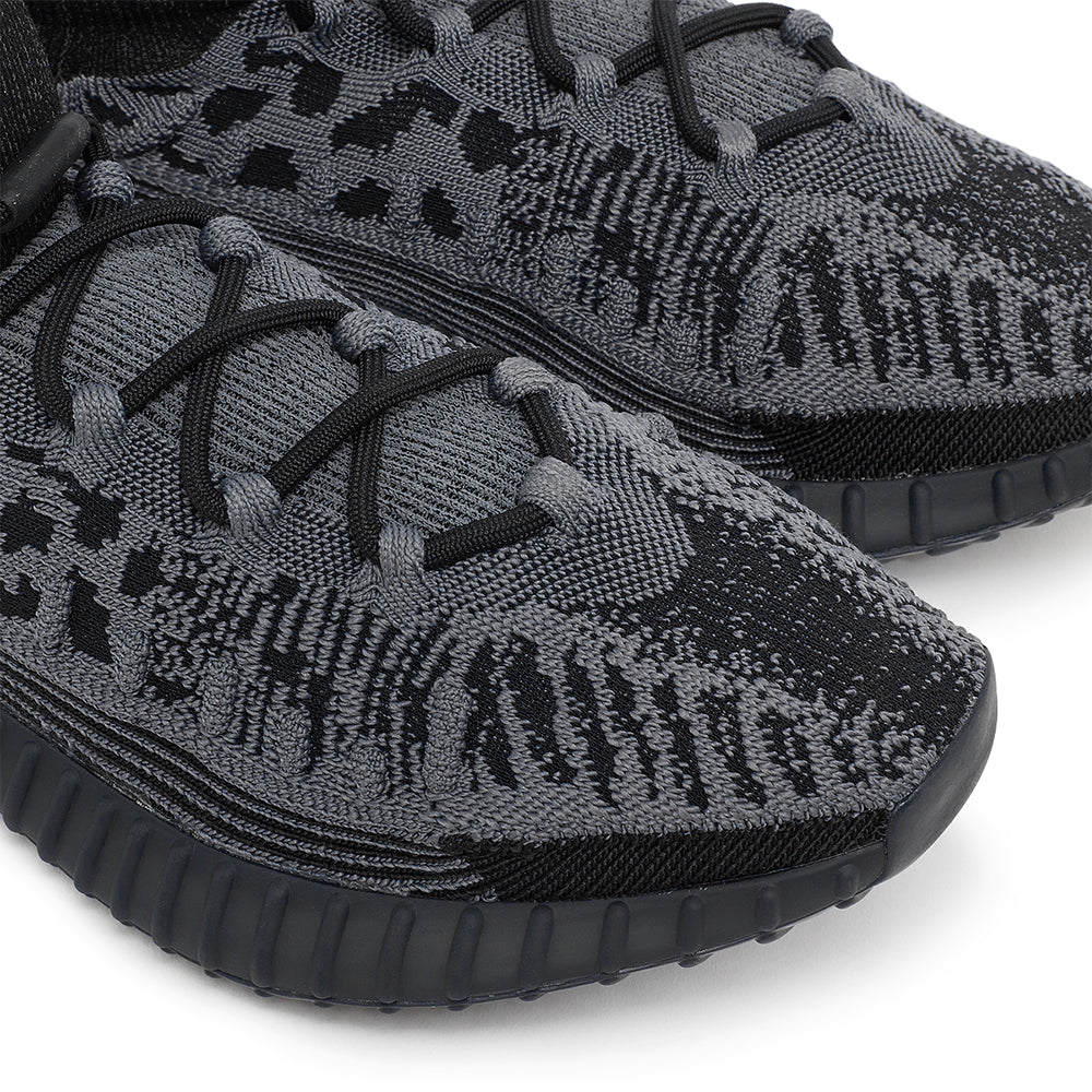 Yeezy 350 V2 CMPCT