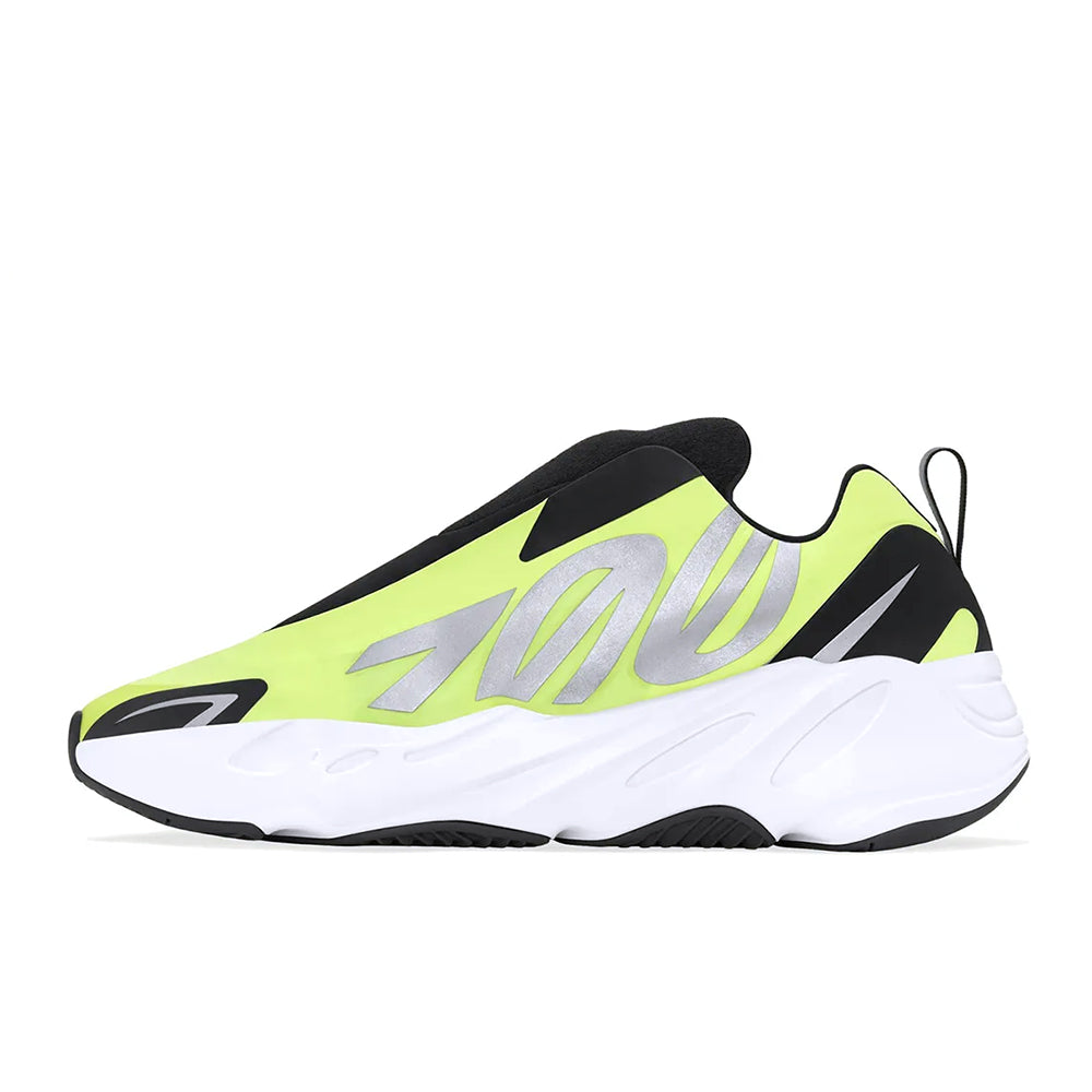 Yeezy 700 MNVN