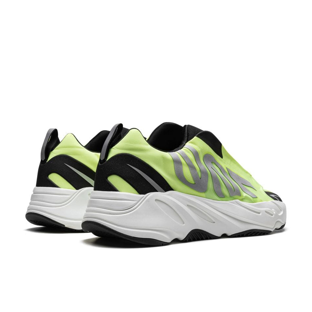 Yeezy 700 MNVN
