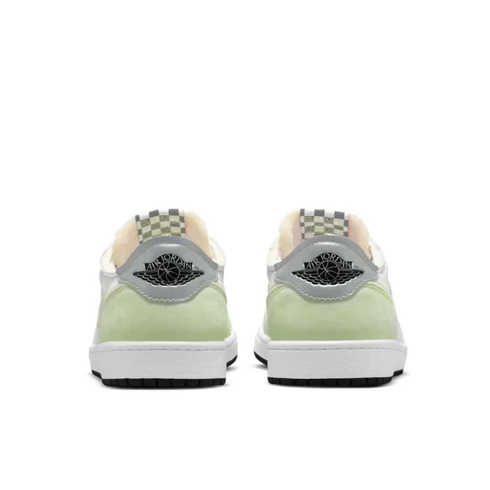 Air Jordan 1 Retro Low