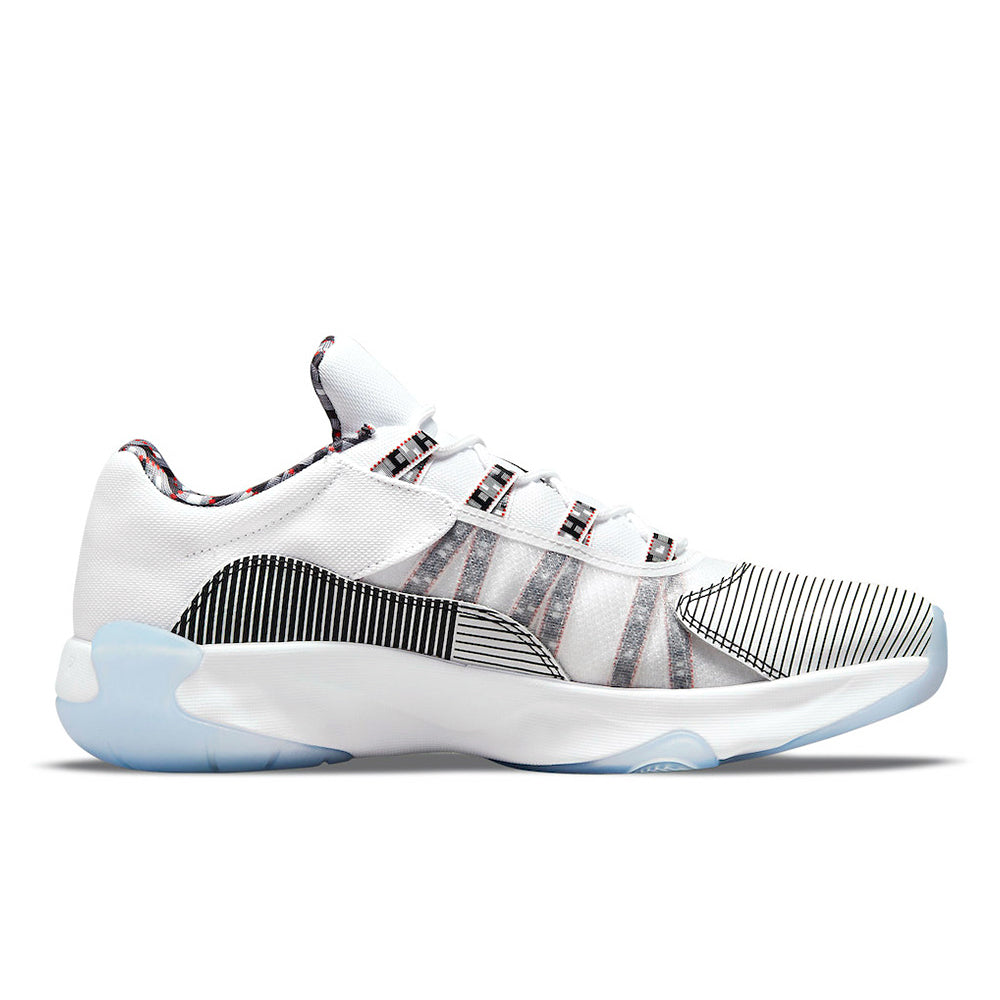 Air Jordan 11 CMFT Low Q54