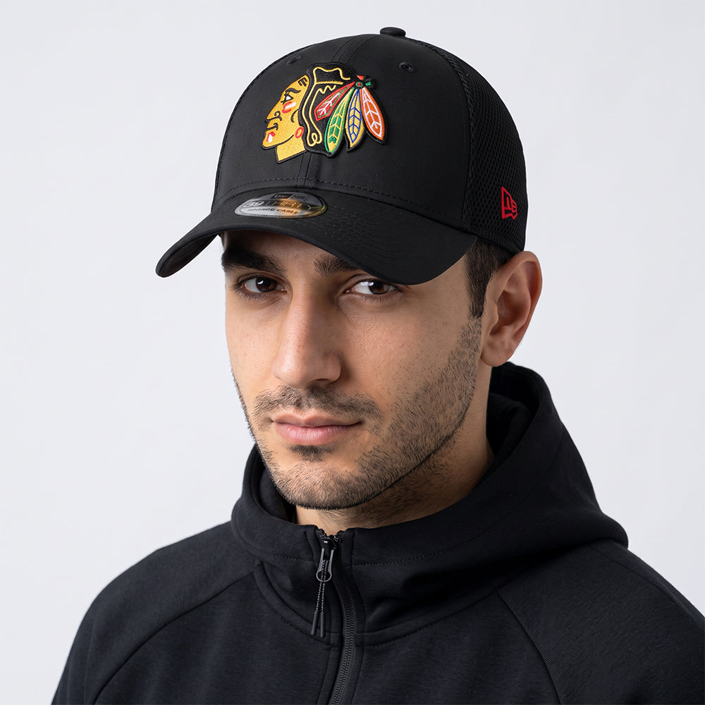 New Era Chicago Blackhawks 39THIRTY Mesh Flex Hat
