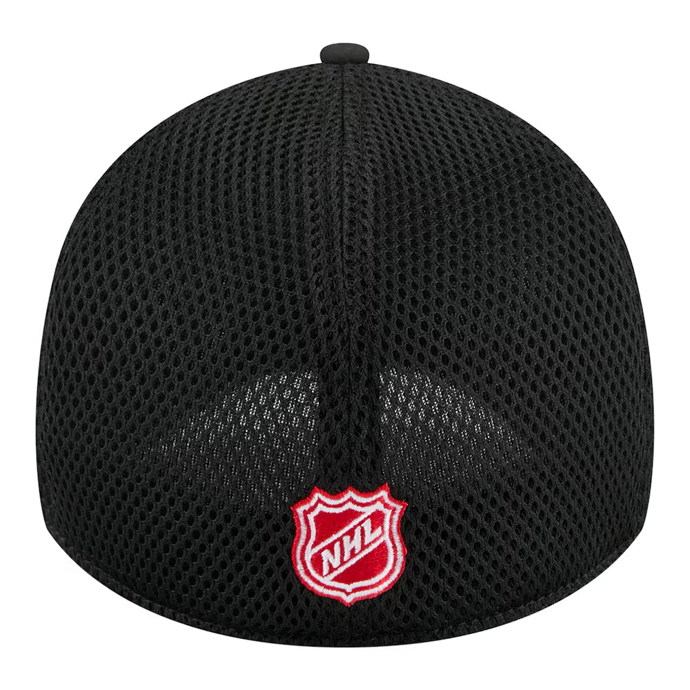 New Era Chicago Blackhawks 39THIRTY Mesh Flex Hat