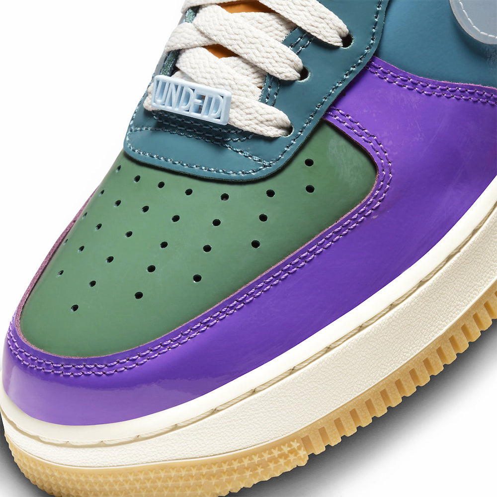 Nike Air Force 1 Low SP Sneaker