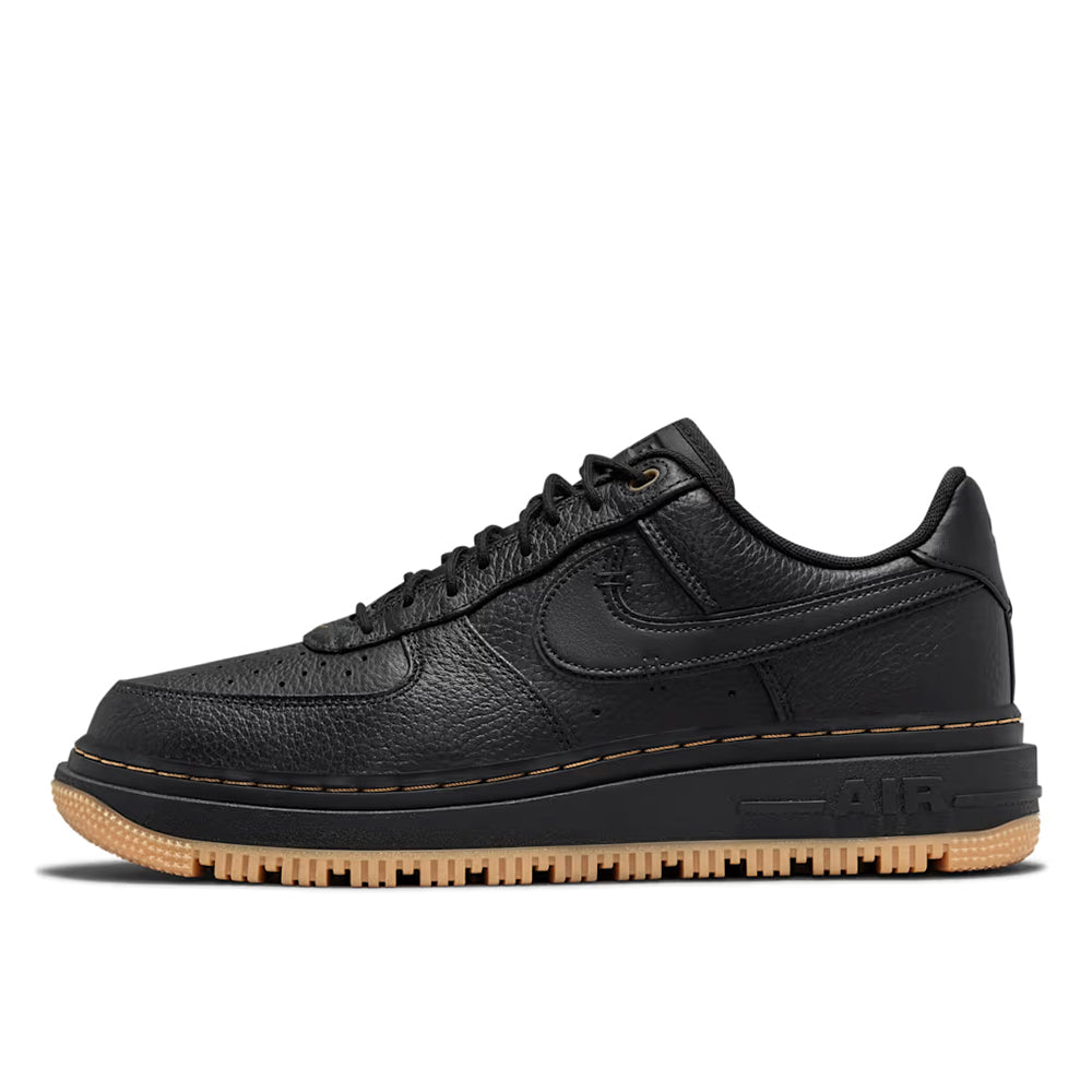 Nike Air Force 1 Luxe Sneaker