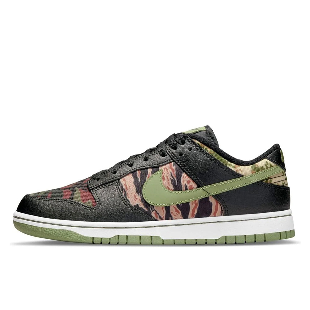 Nike Dunk Low SE