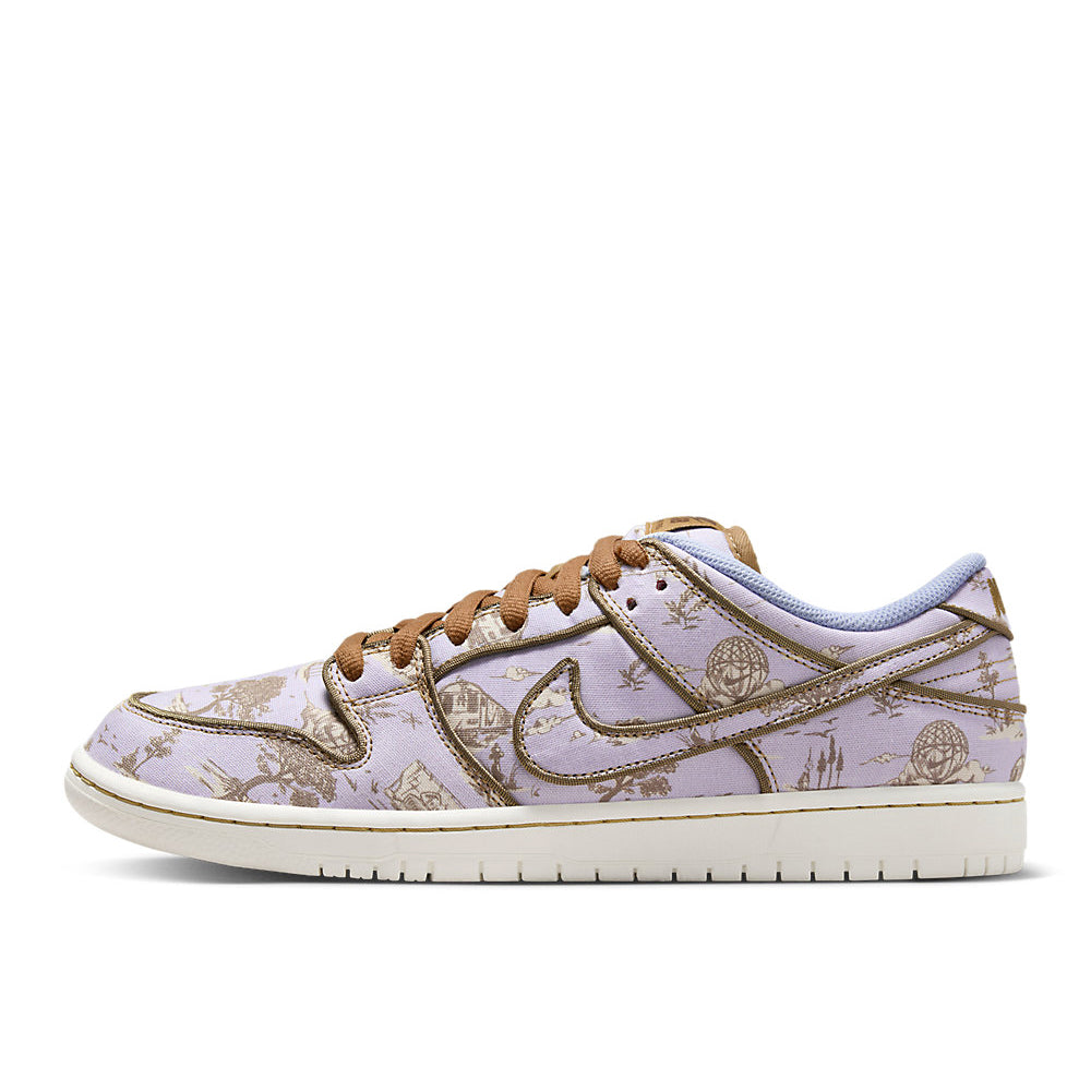 Nike SB Dunk Low Pro PRM Sneaker
