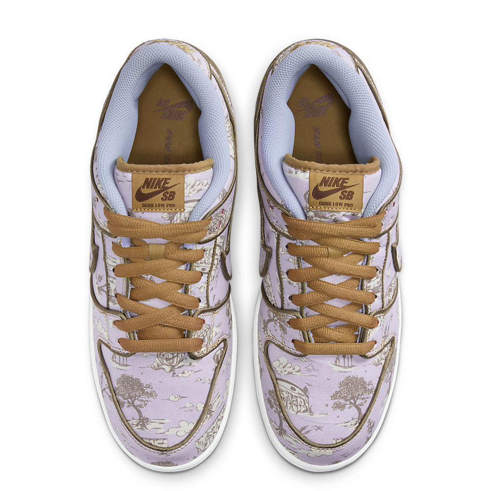 Nike SB Dunk Low Pro PRM Sneaker