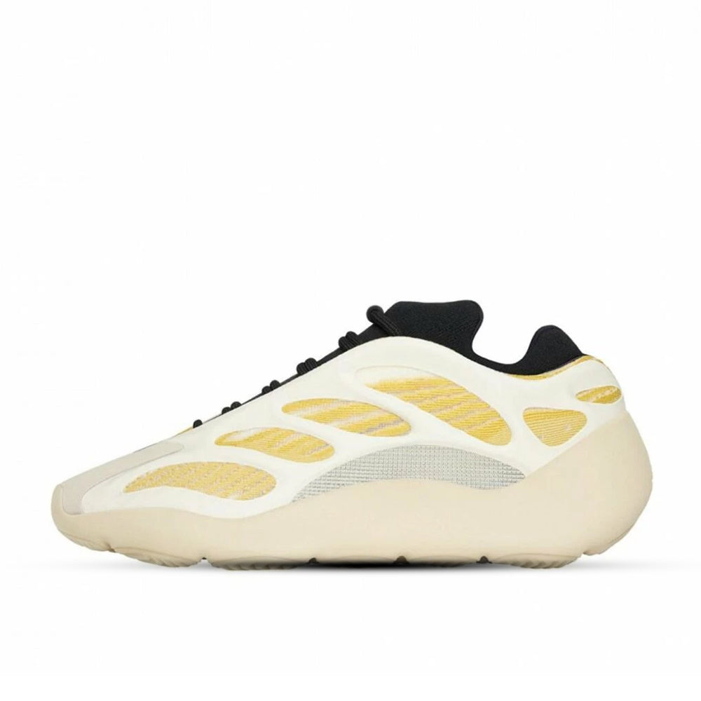 YEEZY 700 Safflower