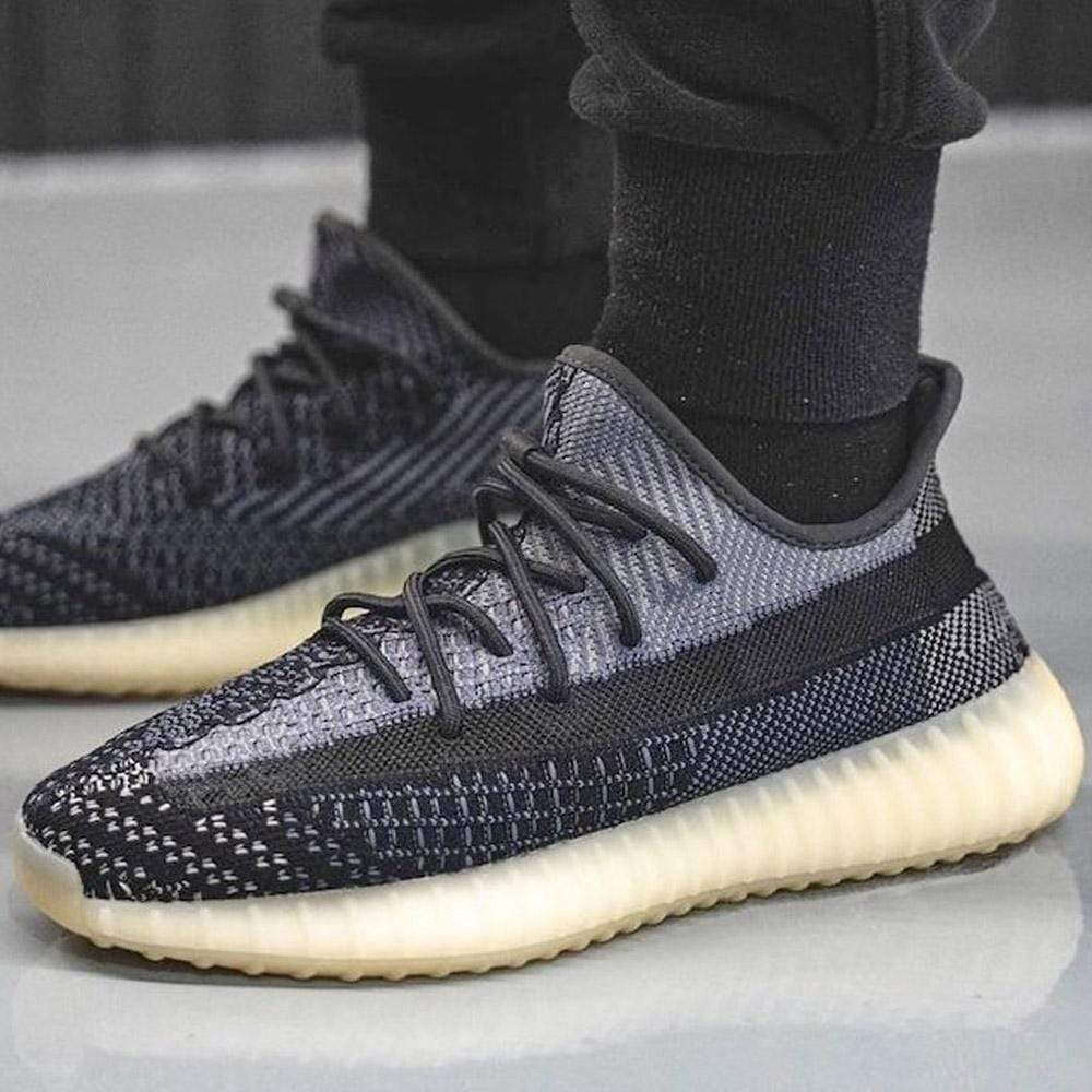 YEEZY BOOST 350 V2