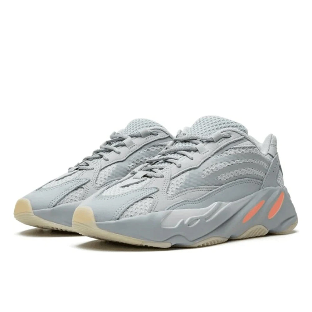 YEEZY BOOST 700