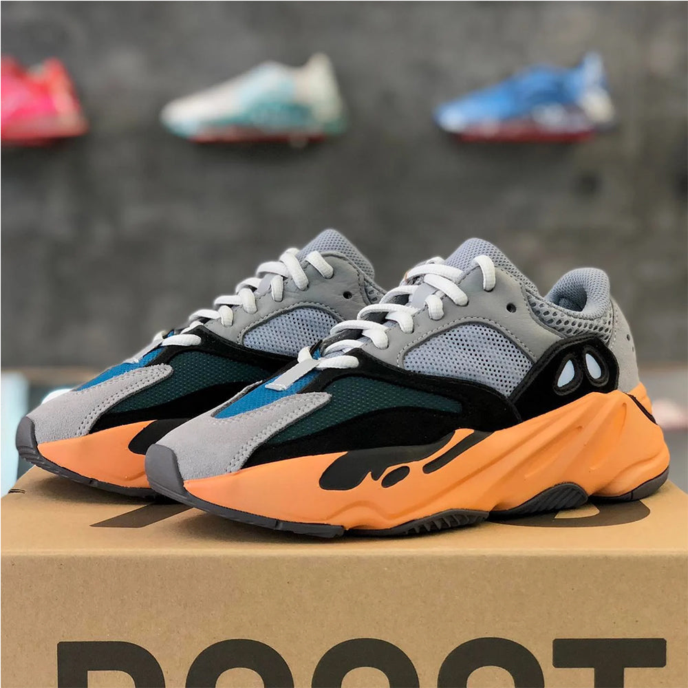 YEEZY BOOST 700