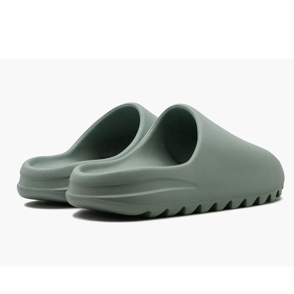 YEEZY SLIDE